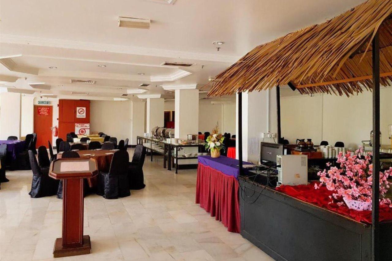 Hotel Grand Crystal Alor Setar Ngoại thất bức ảnh