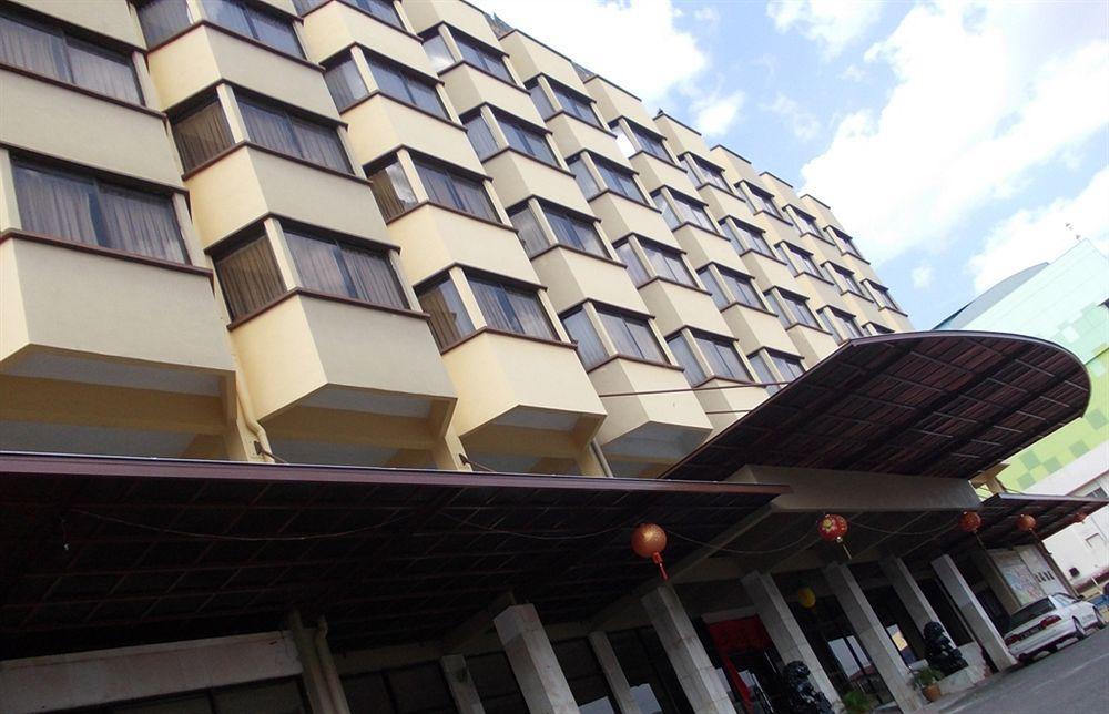 Hotel Grand Crystal Alor Setar Ngoại thất bức ảnh