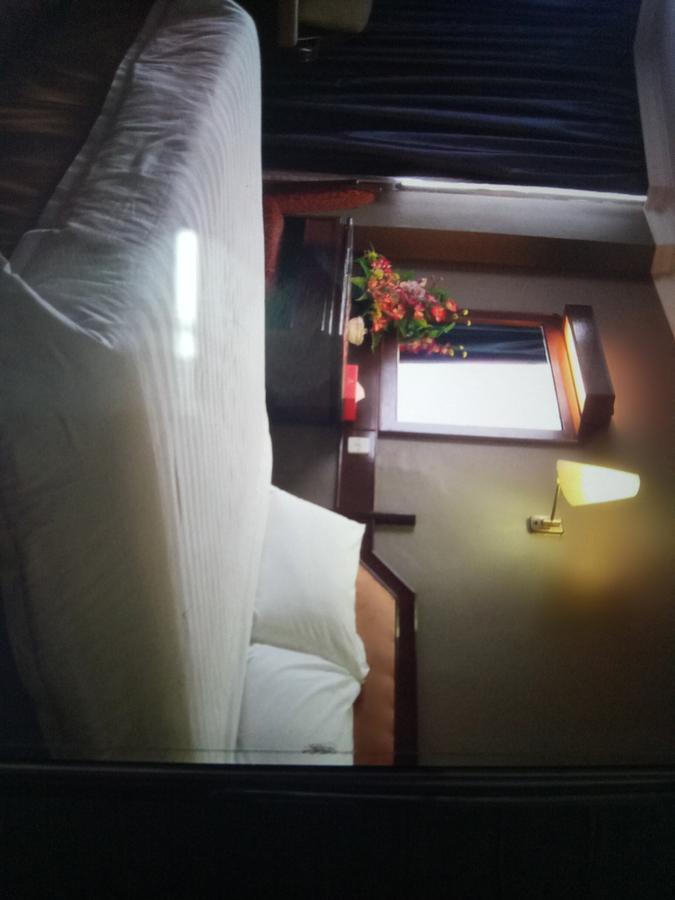 Hotel Grand Crystal Alor Setar Ngoại thất bức ảnh